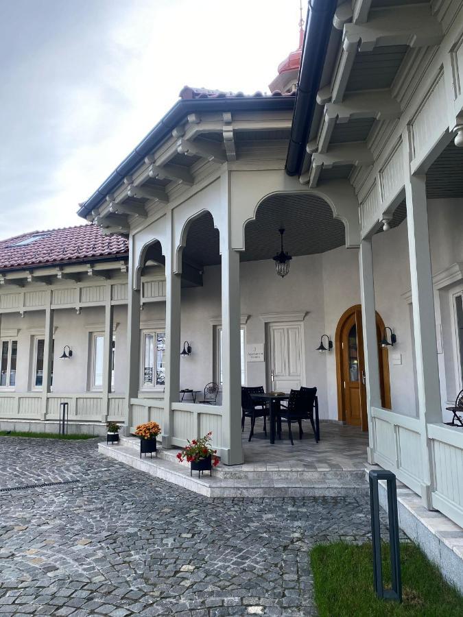 Augsburg Apart П'ятра-Нямц Екстер'єр фото
