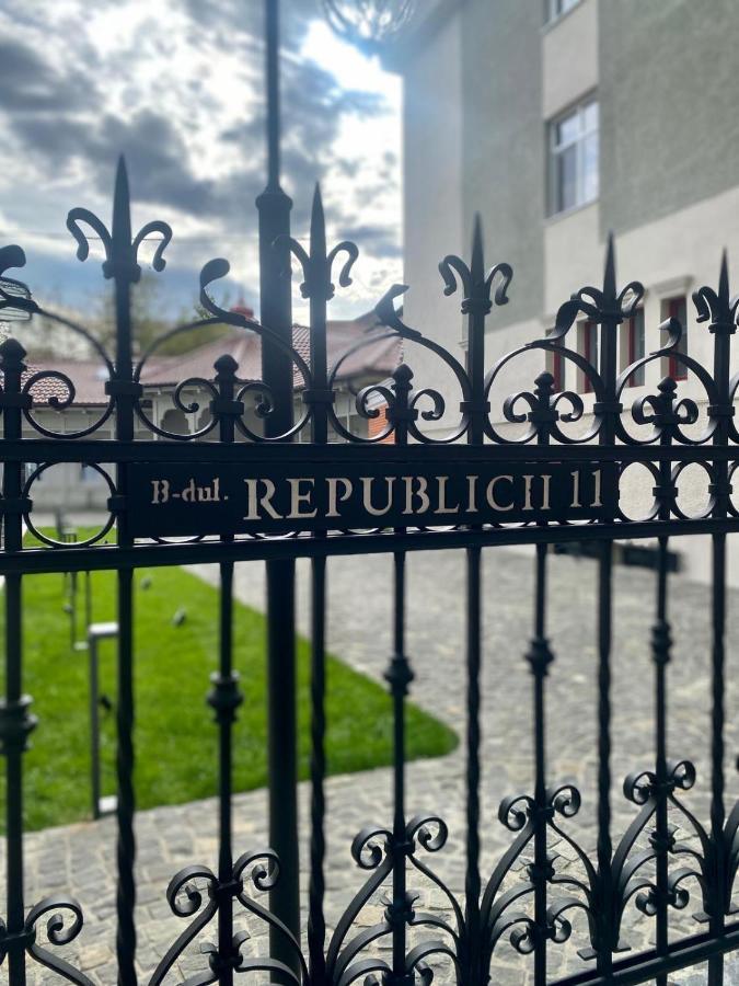 Augsburg Apart П'ятра-Нямц Екстер'єр фото